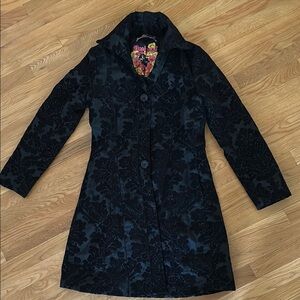 Desigual Black Trench Coat with Subtle Pattern